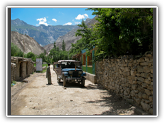 Jeep stopped for Lunch